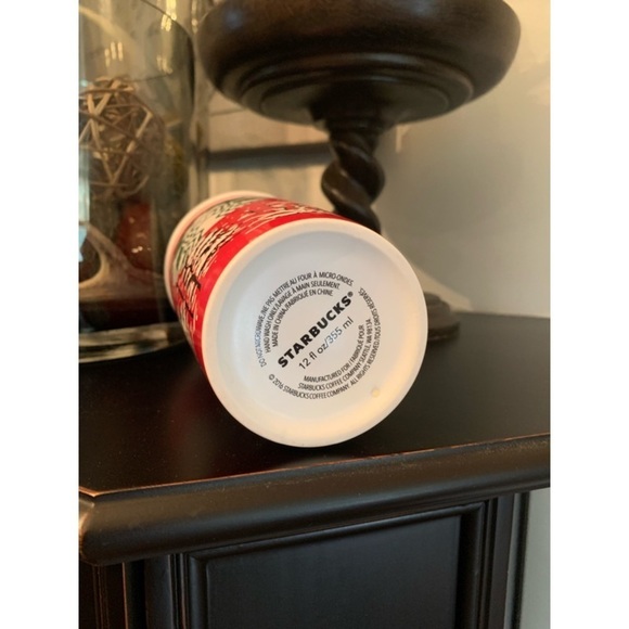 STARBUCKS Winter 2016 Ceramic Holiday Cup - Picture 2 of 2